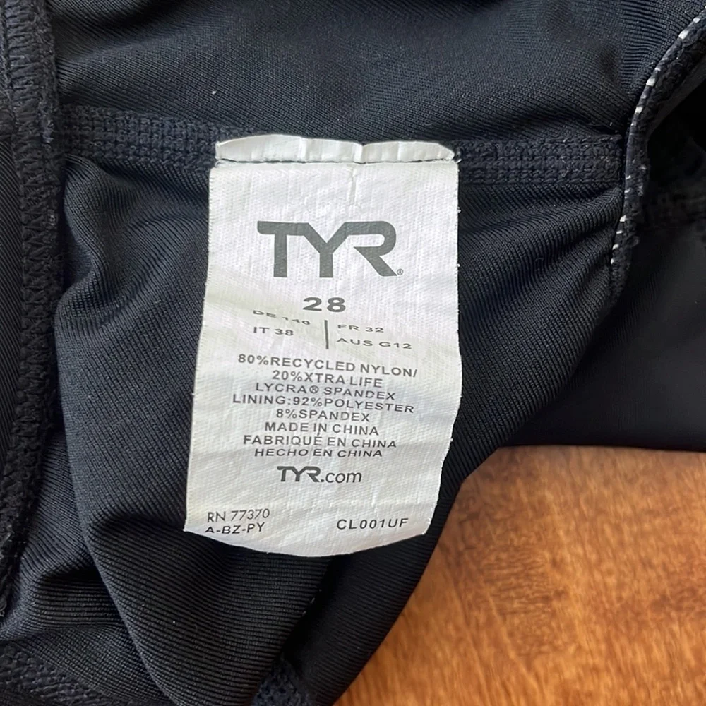 TYR girl diamond